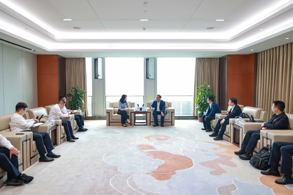 中國移動(dòng)浙江公司黨委書記、董事長、總經(jīng)理?xiàng)顒τ?網(wǎng)站新聞2
